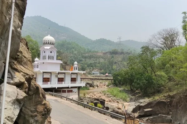 Shree Dhandan baba Sukhdev ji Gurudwara gurukund